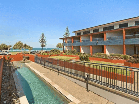 Lennox Point Holiday Apartments - Tourism Canberra 2