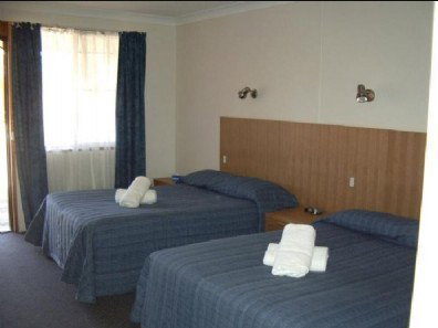 Adelong Motel - Tourism Canberra 1
