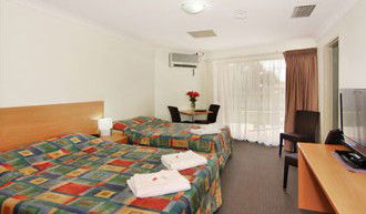 Country Capital Motel - Tourism Canberra 1