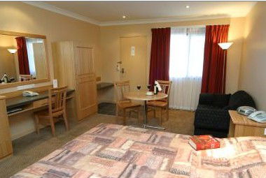 Best Western Sunseeker Motor Inn - Tourism Canberra 0