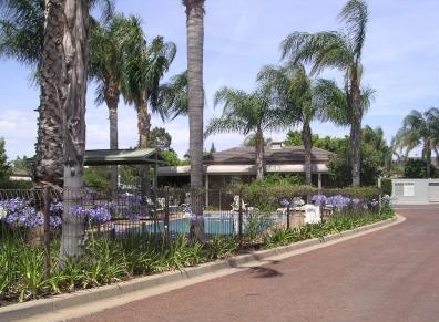 Exies Bagtown - Tourism Canberra 4