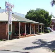 Yambil Inn Motel - Tourism Canberra