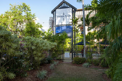 Central Plaza Apartments - Tourism Canberra 3