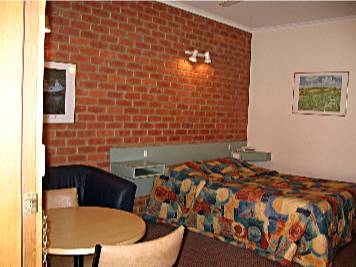 Footscray Motor Inn And Serviced Apartments - Tourism Canberra 2