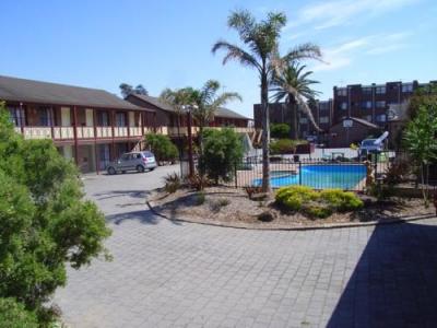 Frankston Motor Inn - Tourism Canberra 0