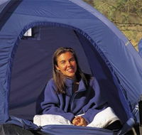 Cooke Point Holiday Park - Tourism Canberra