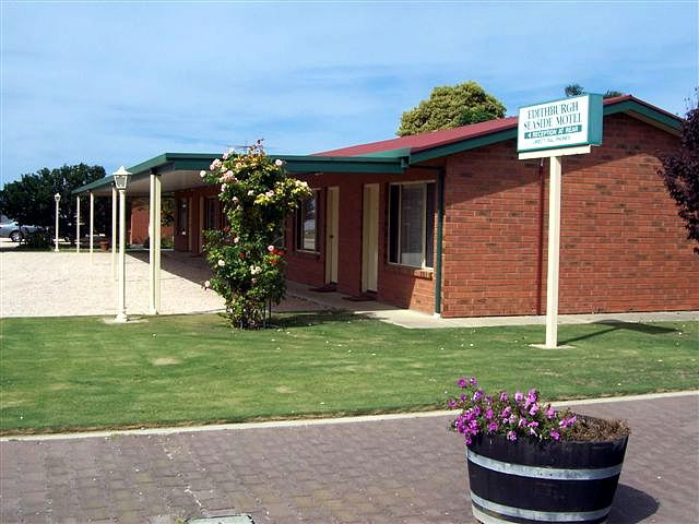  Tourism Canberra