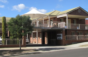Golf Links Motel - Tourism Canberra 0
