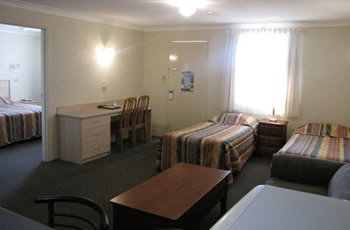 Golf Links Motel - Tourism Canberra 4