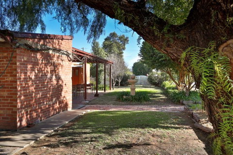 Wentworth Central Motor Inn - Wentworth - Tourism Canberra 3