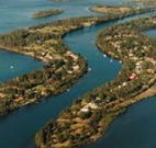 Between Waters B and B - - Tourism Canberra