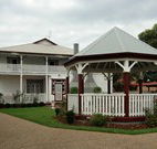 California Manor Bed and Breakfast - - Tourism Canberra