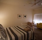 Millies Guesthouse and Serviced Apartments - - Tourism Canberra