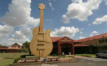 The Entrance Backpackers - Tourism Canberra 0