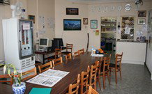 The Entrance Backpackers - Tourism Canberra 1