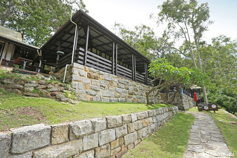 Sydney - Pittwater YHA - Tourism Canberra 0