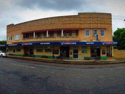 Royal Hotel Dungog - Tourism Canberra 2