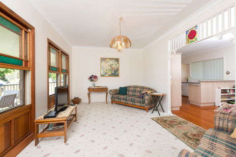 Cranford Waterfront Cottage - Tourism Canberra 0