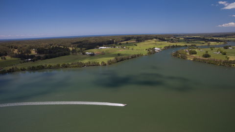 Cranford Waterfront Cottage - Tourism Canberra 16