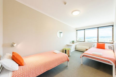 Port Elliot YHA - Tourism Canberra 3