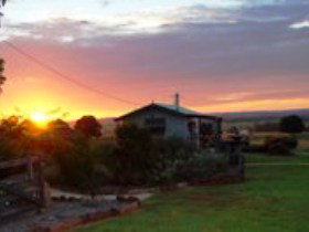 Mulanah Gardens Bed And Breakfast Cottages - Tourism Canberra 1