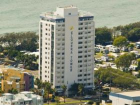 Elouera Tower Beachfront Resort - Tourism Canberra 0