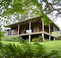 Bellthorpe Stays - Nature's Retreat - Tourism Canberra