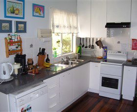 Boonah Hilltop Cottage - Tourism Canberra 1