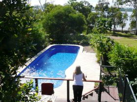 Yarrandabbi Dreaming Boutique Retreat - Tourism Canberra 1