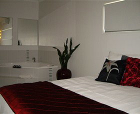 Barooga On Pier - Tourism Canberra 3