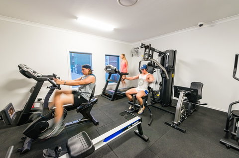 Athena Motel Apartments - Tourism Canberra 6