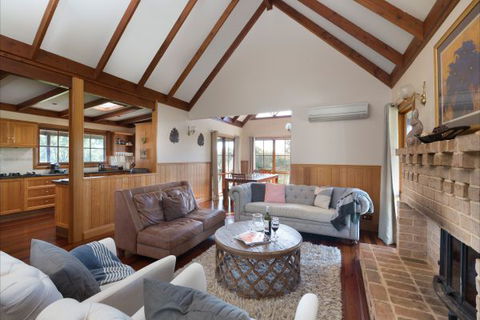 Elderslie House - Tourism Canberra 8