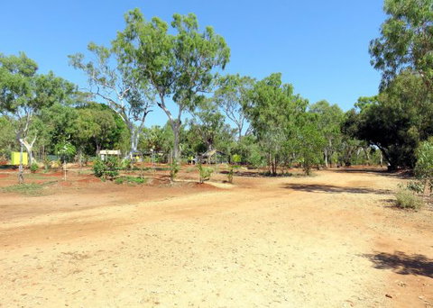 Bitter Springs Cabins And Camping - Tourism Canberra 4