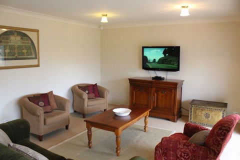 Elderslie House - Tourism Canberra 54