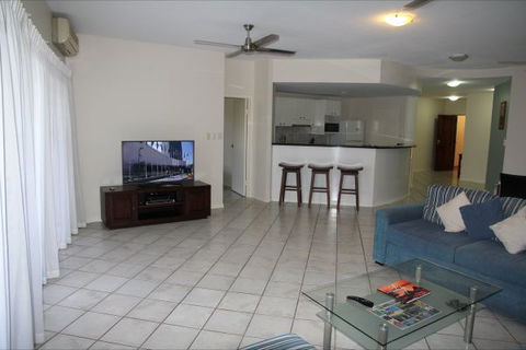 Darwin Deluxe Apartments - Tourism Canberra 8