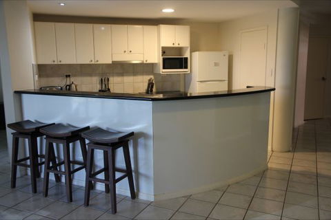Darwin Deluxe Apartments - Tourism Canberra 9