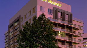 Waldorf Canberra Apartment Hotel