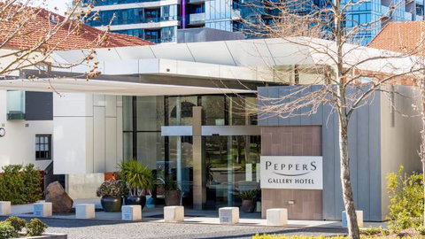 Peppers Gallery Hotel - Tourism Canberra 0