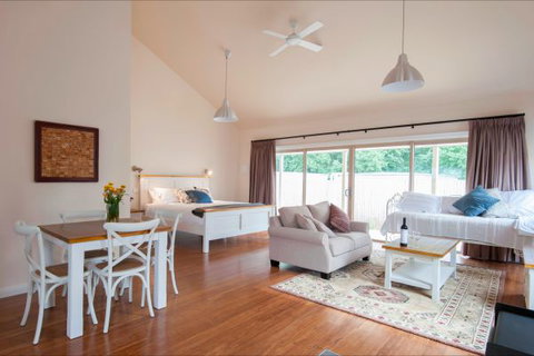 The Nest At Gundaroo - Tourism Canberra 6