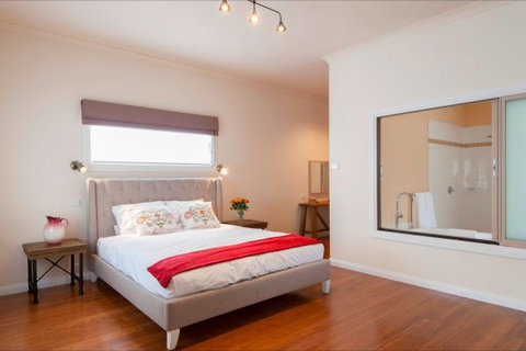 The Nest At Gundaroo - Tourism Canberra 9