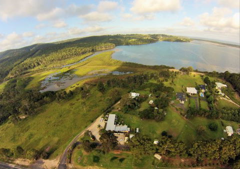 Top Of The Lake Holiday Units - Tourism Canberra 3
