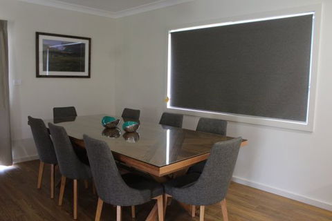 Yellowbox Cottage - Tourism Canberra 3