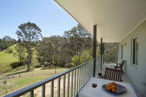 Highfields Country Cottages - Tourism Canberra 2