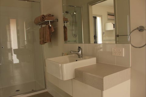 Cooper's Country Lodge - Tourism Canberra 2