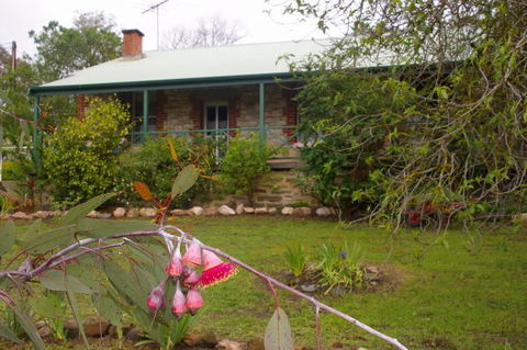 Naimanya Cottage - Tourism Canberra 0