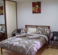 Potch  Colour - Tourism Canberra