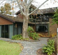 Trenberth House - Tourism Canberra