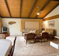 Chisholm Heights CBD Accommodation - Tourism Canberra