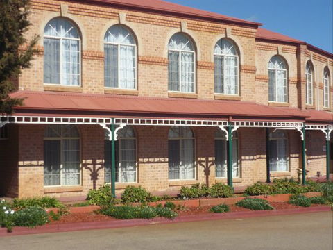 Heritage Motor Inn Goulburn - Tourism Canberra 0