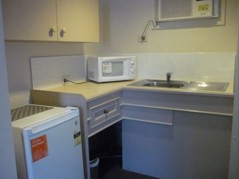 Heritage Motor Inn Goulburn - Tourism Canberra 6